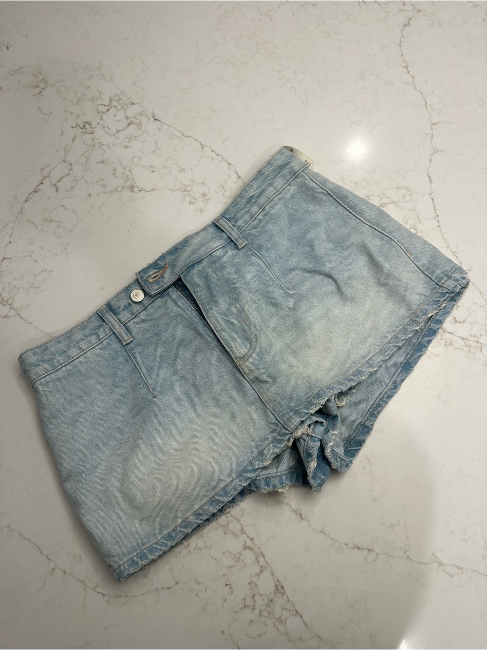 Free People Gala-Vanting Low Rise Mini Skort Light Wash Denim Size 29 - Picture 2 of 16